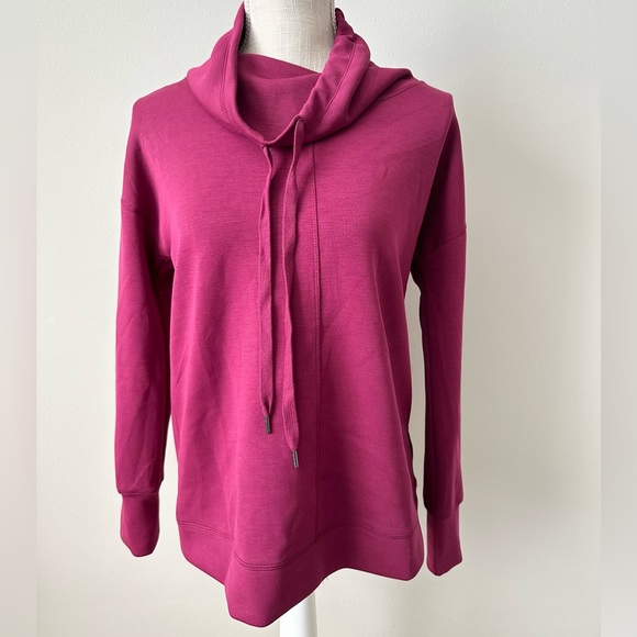 Cable & Gauge Tops Cable Gauge Sport Sweatshirt Berry Fuchsia S